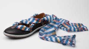 Schuhe von Art